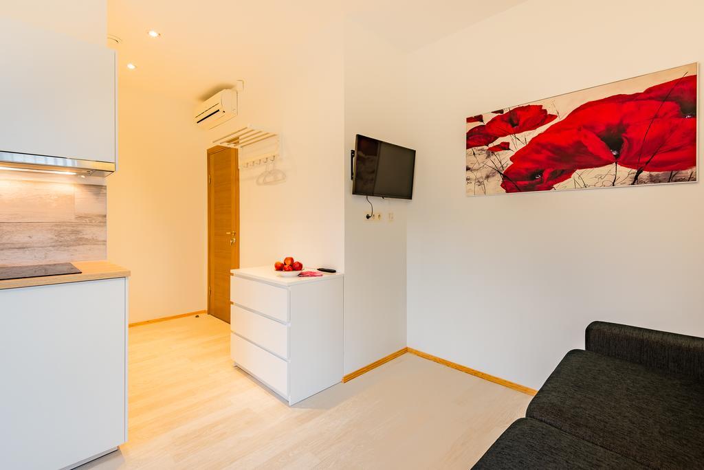 Riga Airport Jurmala Apartments ภายนอก รูปภาพ